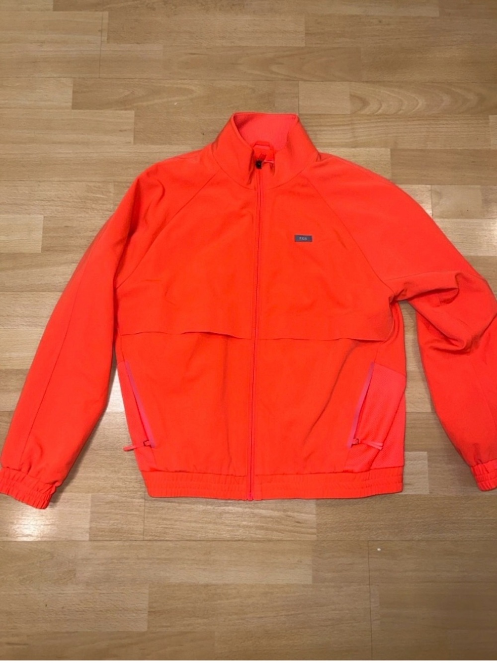 FIGS Sidney scrub jacket
